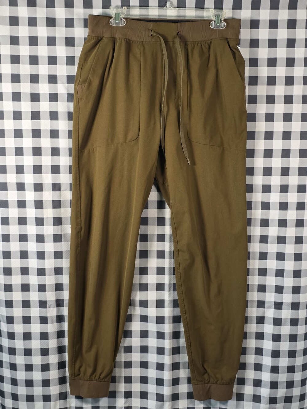 TitleLululemon ABC Jogger Men’s Size L Olive Green Drawstring Stretch Pants Golf
